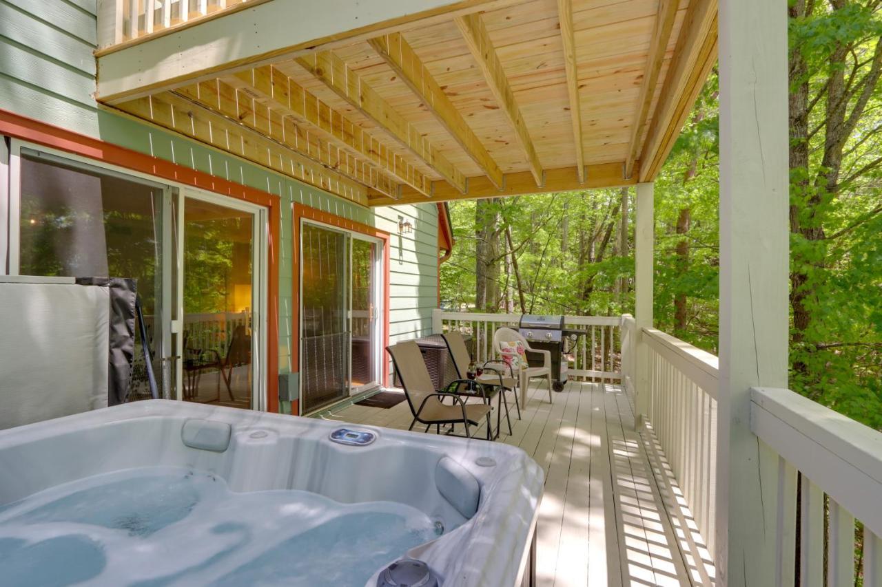 Blue Ridge Getaway With Hot Tub And Seasonal View! Villa Dış mekan fotoğraf